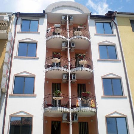 Private Rooms Trakiets Pomorie Exterior photo